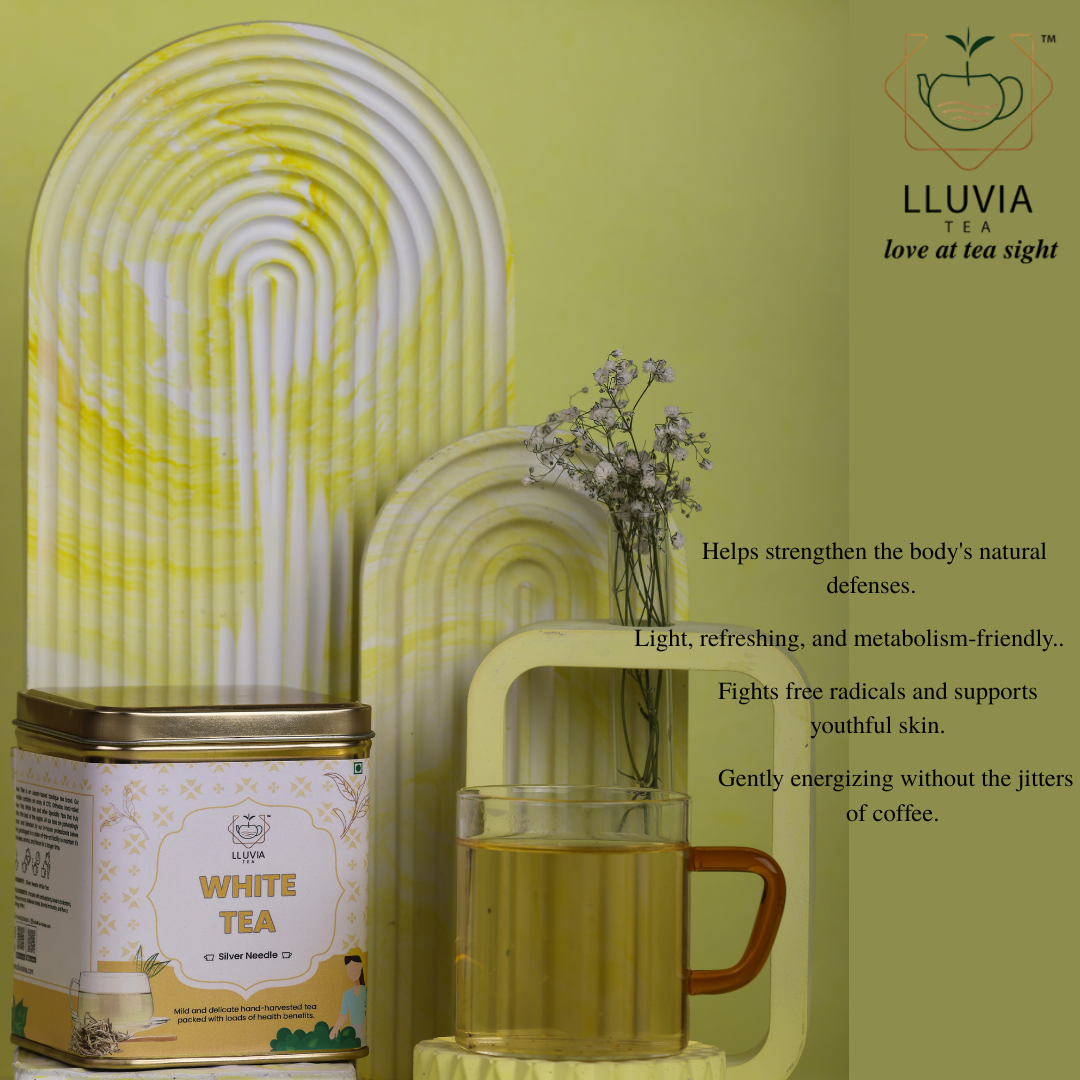 LLUVIA White Tea canister with a glass of tea and decorative elements on a green background